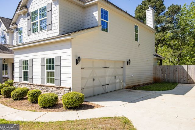 745 Mountain View Road, Hamilton, GA 31811