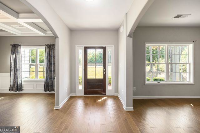 745 Mountain View Road, Hamilton, GA 31811