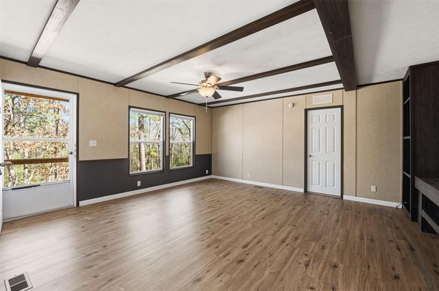 140 Michaels Lane, Huntsville, TX 77320