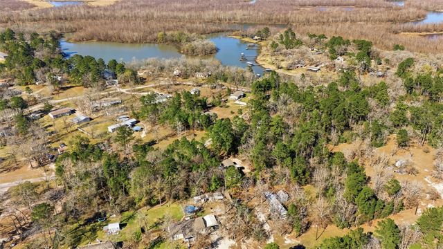 140 Michaels Lane, Huntsville, TX 77320