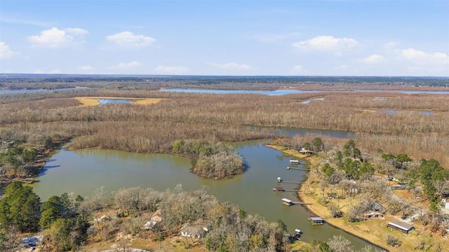 140 Michaels Lane, Huntsville, TX 77320