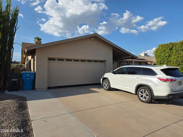 10340 W HAZELWOOD Avenue, Phoenix, AZ 85037