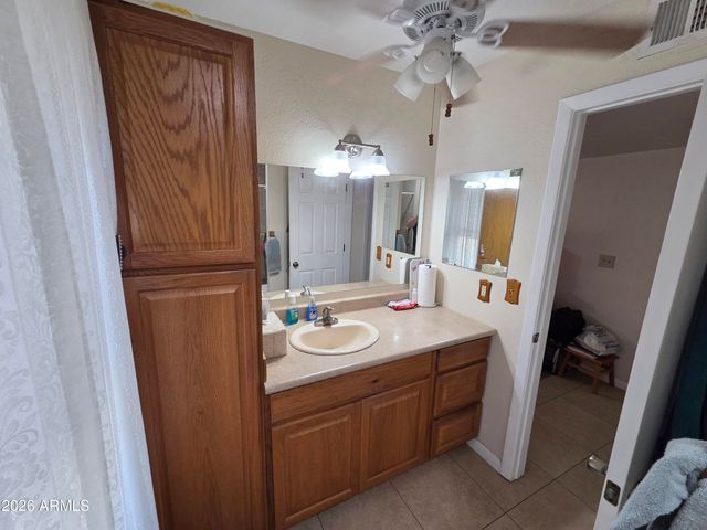 10340 W HAZELWOOD Avenue, Phoenix, AZ 85037