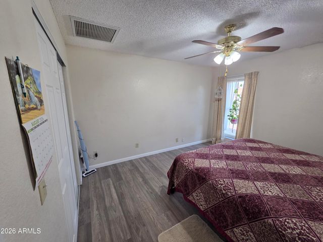 10340 W HAZELWOOD Avenue, Phoenix, AZ 85037