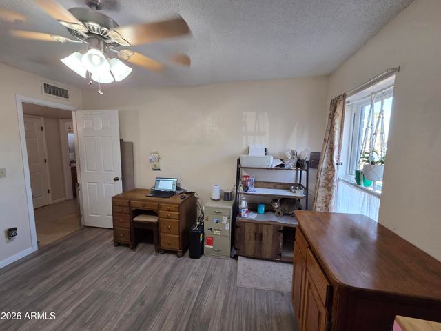 10340 W HAZELWOOD Avenue, Phoenix, AZ 85037