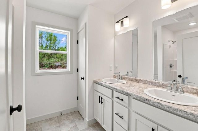 587 EMERALD ISLE COURT, Wrightstown, WI 54180