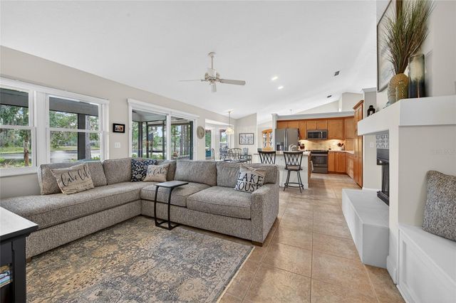 8243 RIVIERA SHORE COURT, Orlando, FL 32817