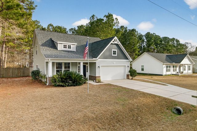 105 Perry Drive, Summerville, SC 29483