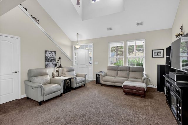 105 Perry Drive, Summerville, SC 29483