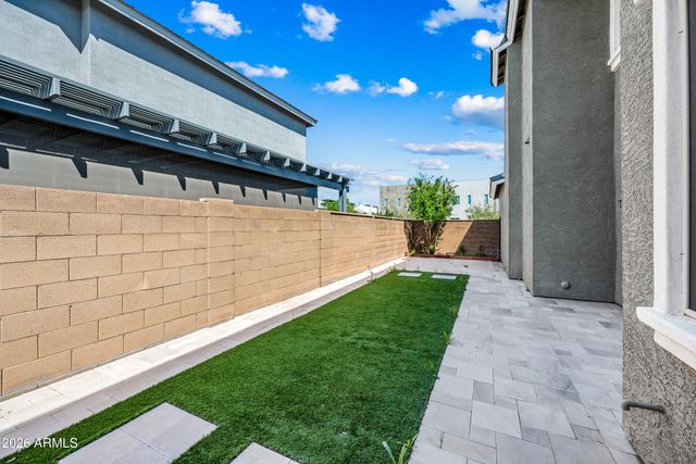 25417 N 20TH Avenue, Phoenix, AZ 85085