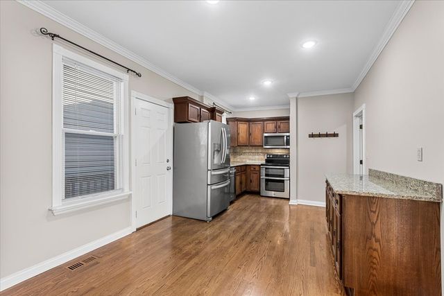 2048 W 21st Street 2, Chicago, IL 60608