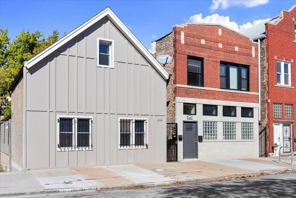 2048 W 21st Street 2, Chicago, IL 60608