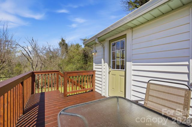 105 Moses Street, Morganton, NC 28655