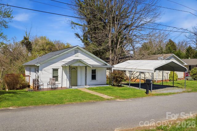 105 Moses Street, Morganton, NC 28655