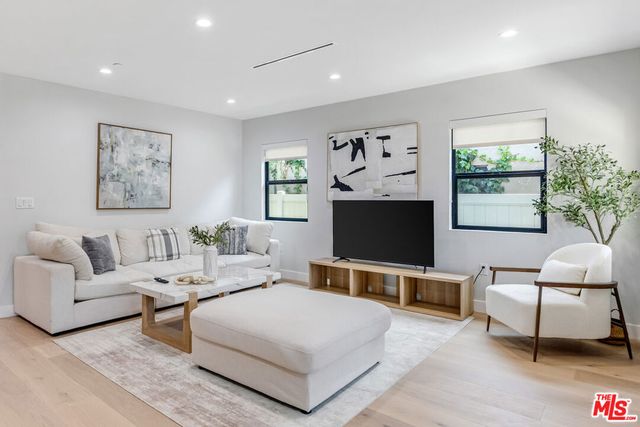 3708 Greenfield Avenue, Los Angeles, CA 90034
