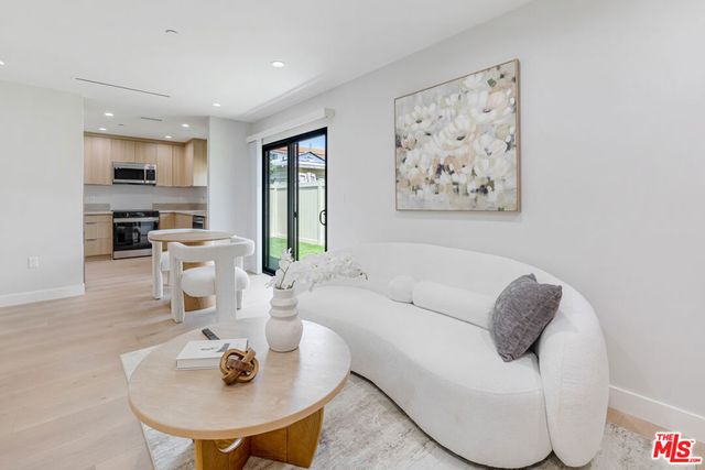 3708 Greenfield Avenue, Los Angeles, CA 90034