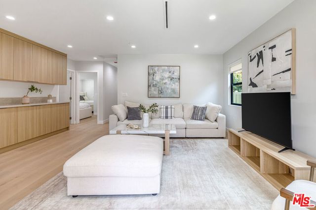 3708 Greenfield Avenue, Los Angeles, CA 90034