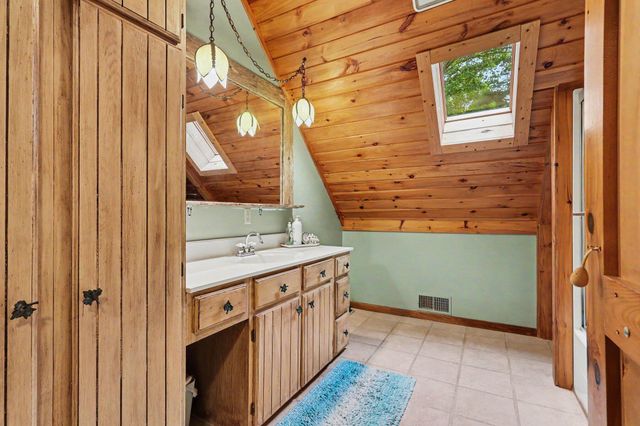 15295 E B Avenue, Ross Twp, MI 49012