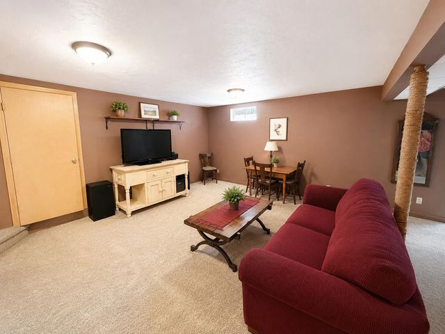 15295 E B Avenue, Ross Twp, MI 49012
