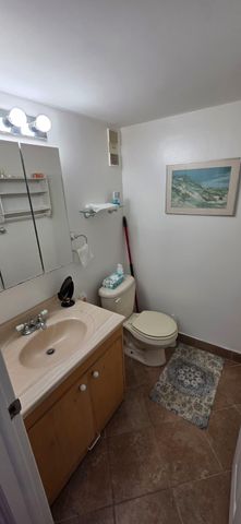 725 Lori Drive 204, Palm Springs, FL 33461