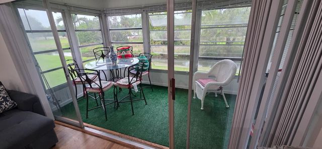 725 Lori Drive 204, Palm Springs, FL 33461