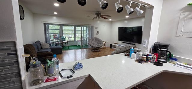 725 Lori Drive 204, Palm Springs, FL 33461