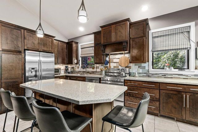 W3895 HIGHVIEW DRIVE, Appleton, WI 54913