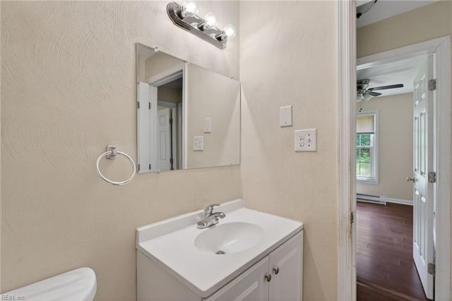 5001 Clifton ST, Chesapeake, VA 23321