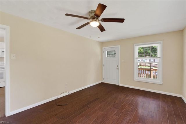 5001 Clifton ST, Chesapeake, VA 23321