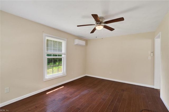 5001 Clifton ST, Chesapeake, VA 23321