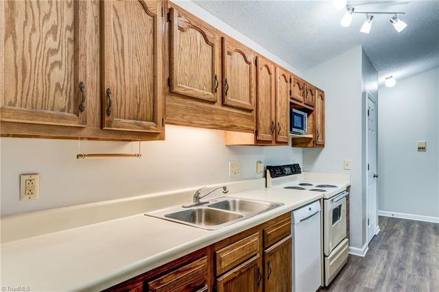 5934 Friendly Avenue, Greensboro, NC 27410