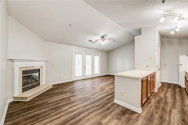 5934 Friendly Avenue, Greensboro, NC 27410