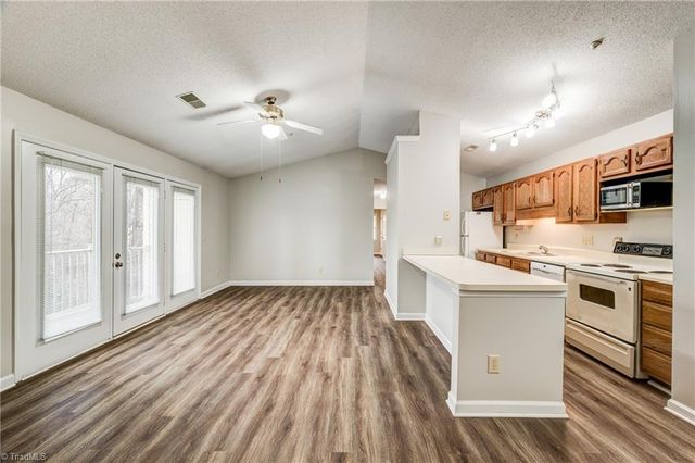 5934 Friendly Avenue, Greensboro, NC 27410