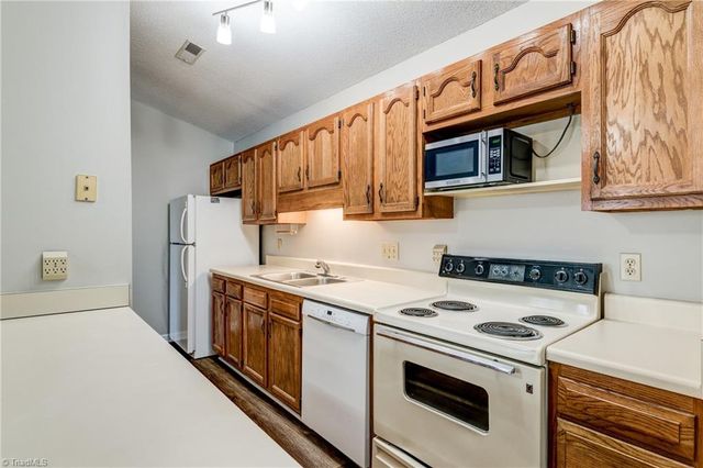 5934 Friendly Avenue, Greensboro, NC 27410