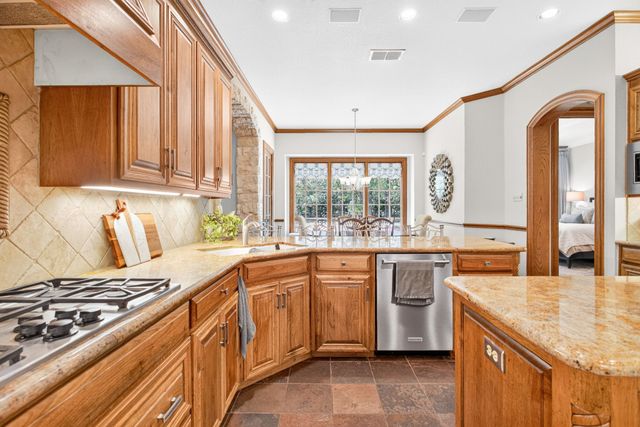 4404 Aledo Oaks Court, Fort Worth, TX 76126