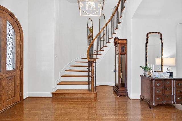 4404 Aledo Oaks Court, Fort Worth, TX 76126