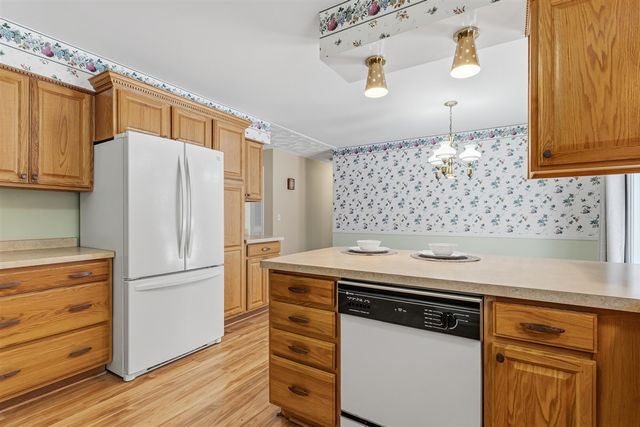 4704 Romence Road, Portage, MI 49024