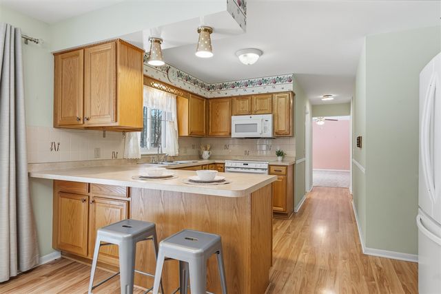 4704 Romence Road, Portage, MI 49024