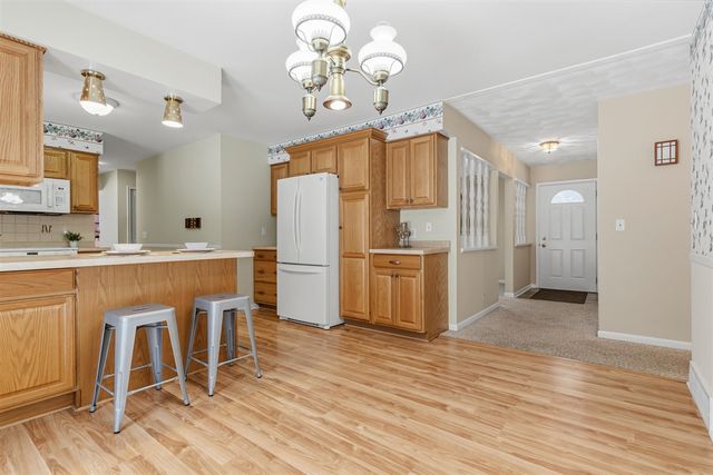 4704 Romence Road, Portage, MI 49024