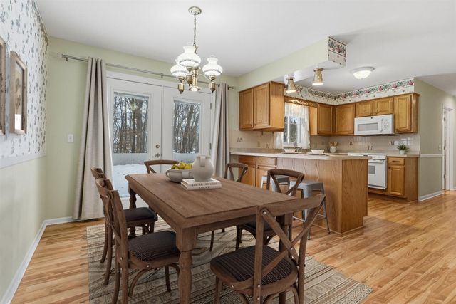 4704 Romence Road, Portage, MI 49024