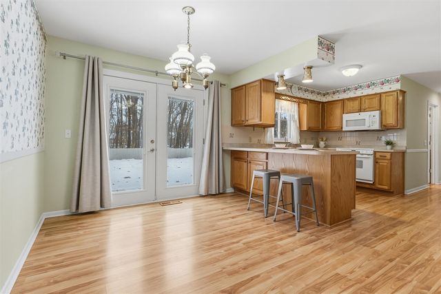 4704 Romence Road, Portage, MI 49024