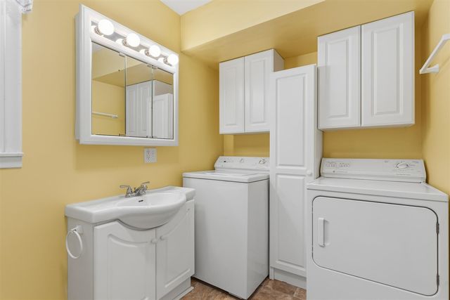 4704 Romence Road, Portage, MI 49024