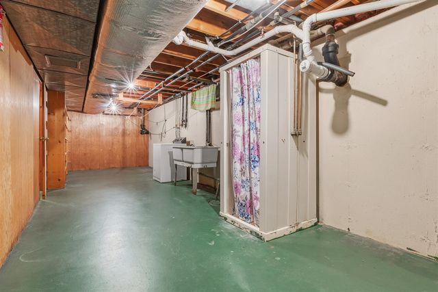 4704 Romence Road, Portage, MI 49024