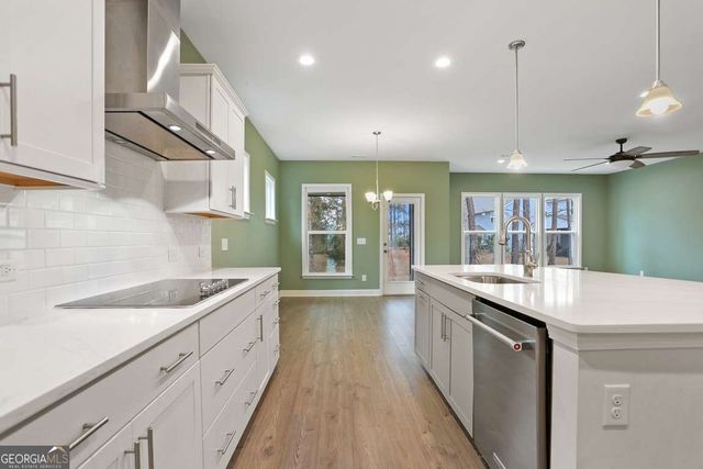 179 Mandeville Drive, Richmond Hill, GA 31324