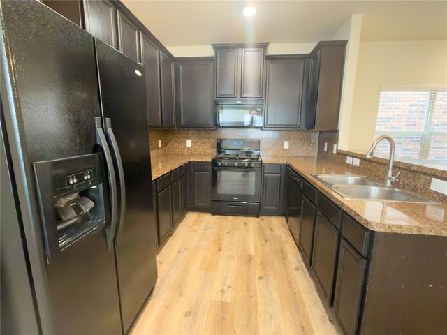 17035 Amarose Drive, Houston, TX 77090