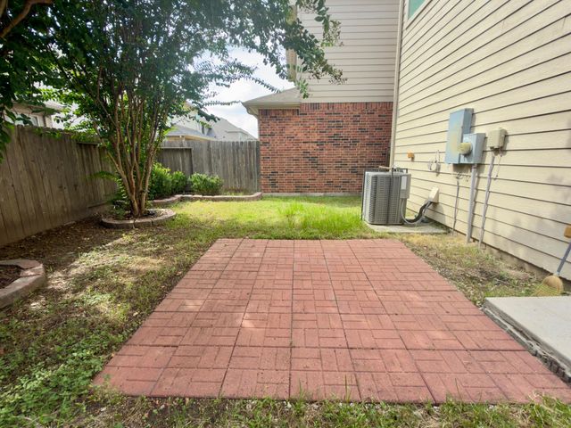 17035 Amarose Drive, Houston, TX 77090