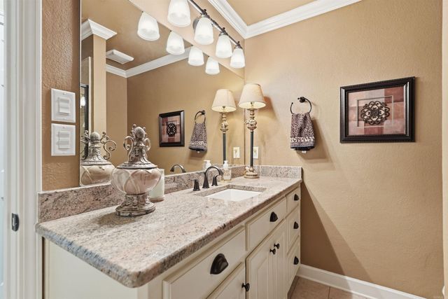 17 N Church, Vilonia, AR 72173