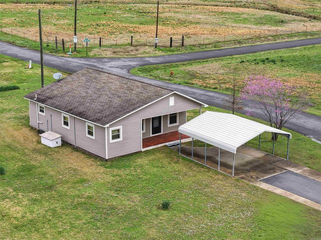 17 N Church, Vilonia, AR 72173