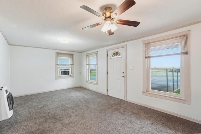 17 N Church, Vilonia, AR 72173