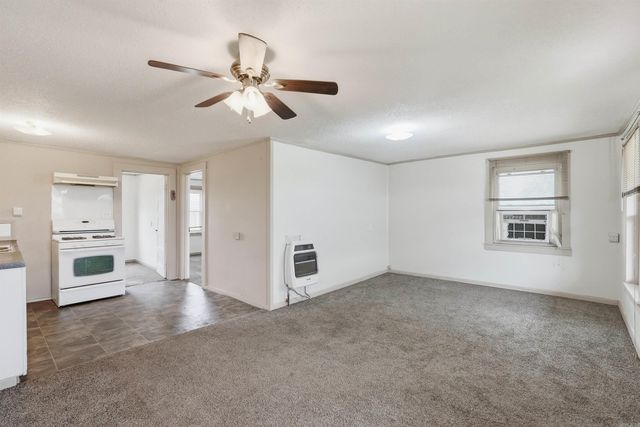 17 N Church, Vilonia, AR 72173